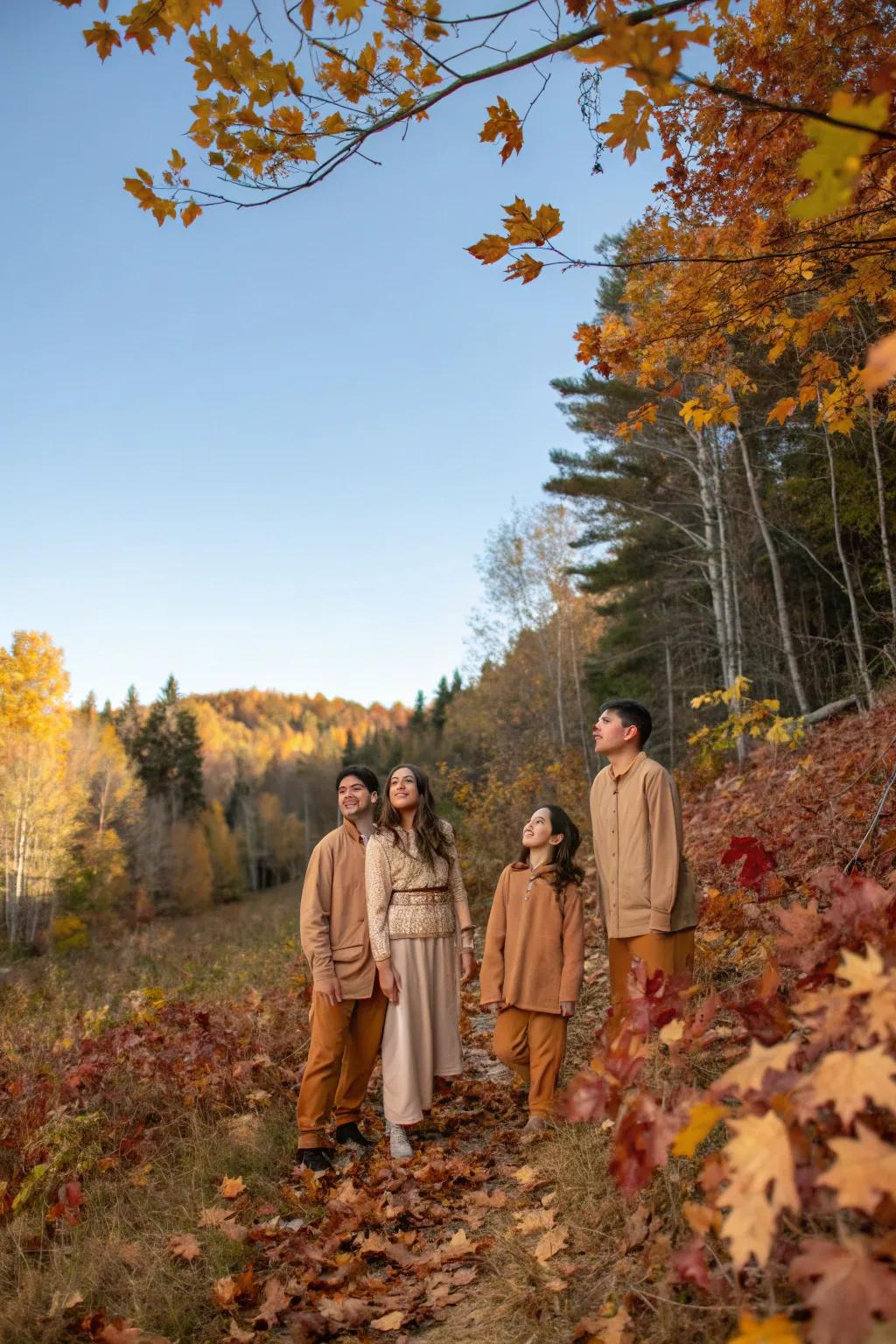 Earthy tones effortlessly merge with the scenery of autumn.