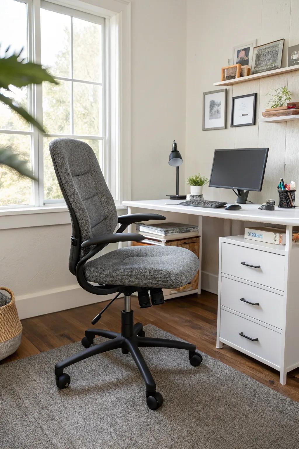 A posture friendly chair that is perfect for a small office.