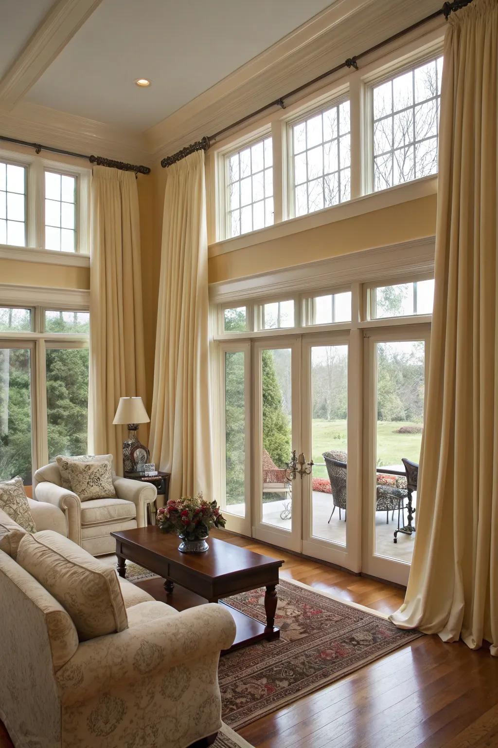 Bespoke lengths offer a custom fit for your windows.