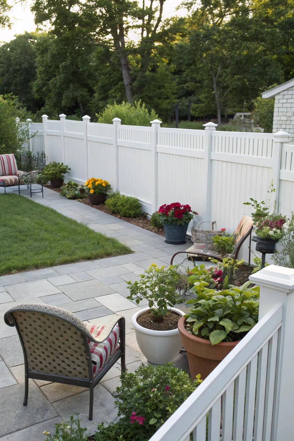 PVC fencing delivers a flexible and short-term garden option.
