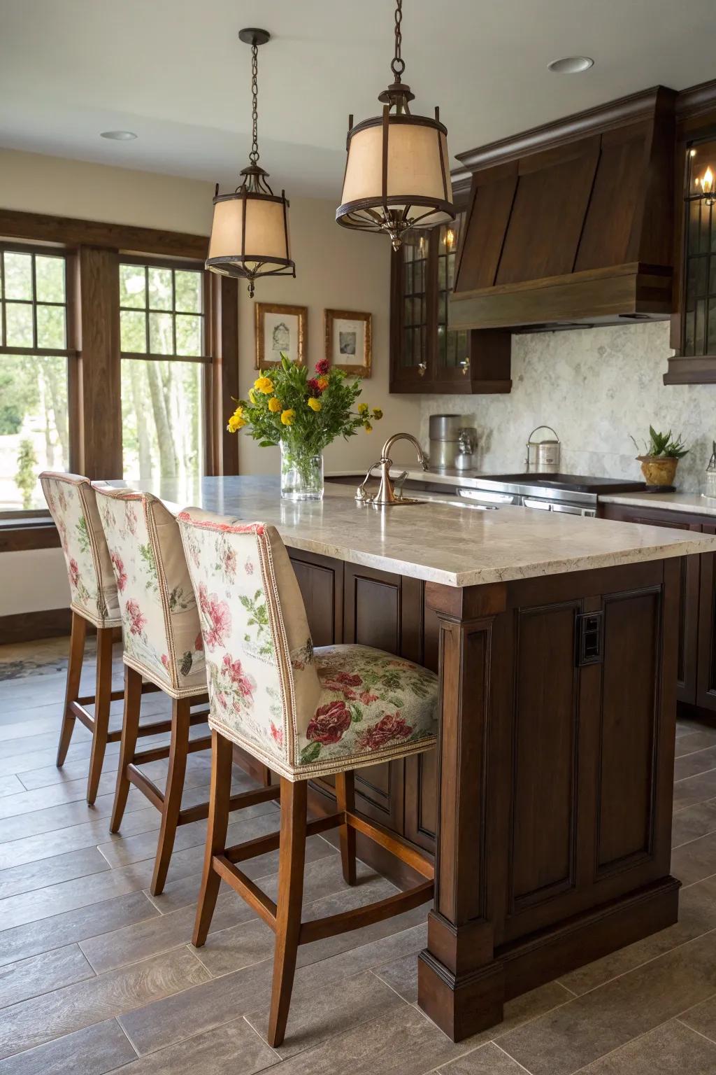 Vintage seating enriches persona and allure to your kitchen.
