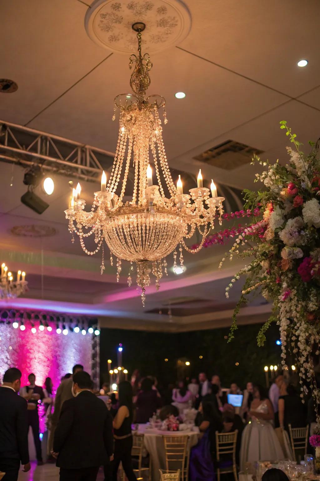 An ornament cascade adds elegance and holiday cheer to the room.