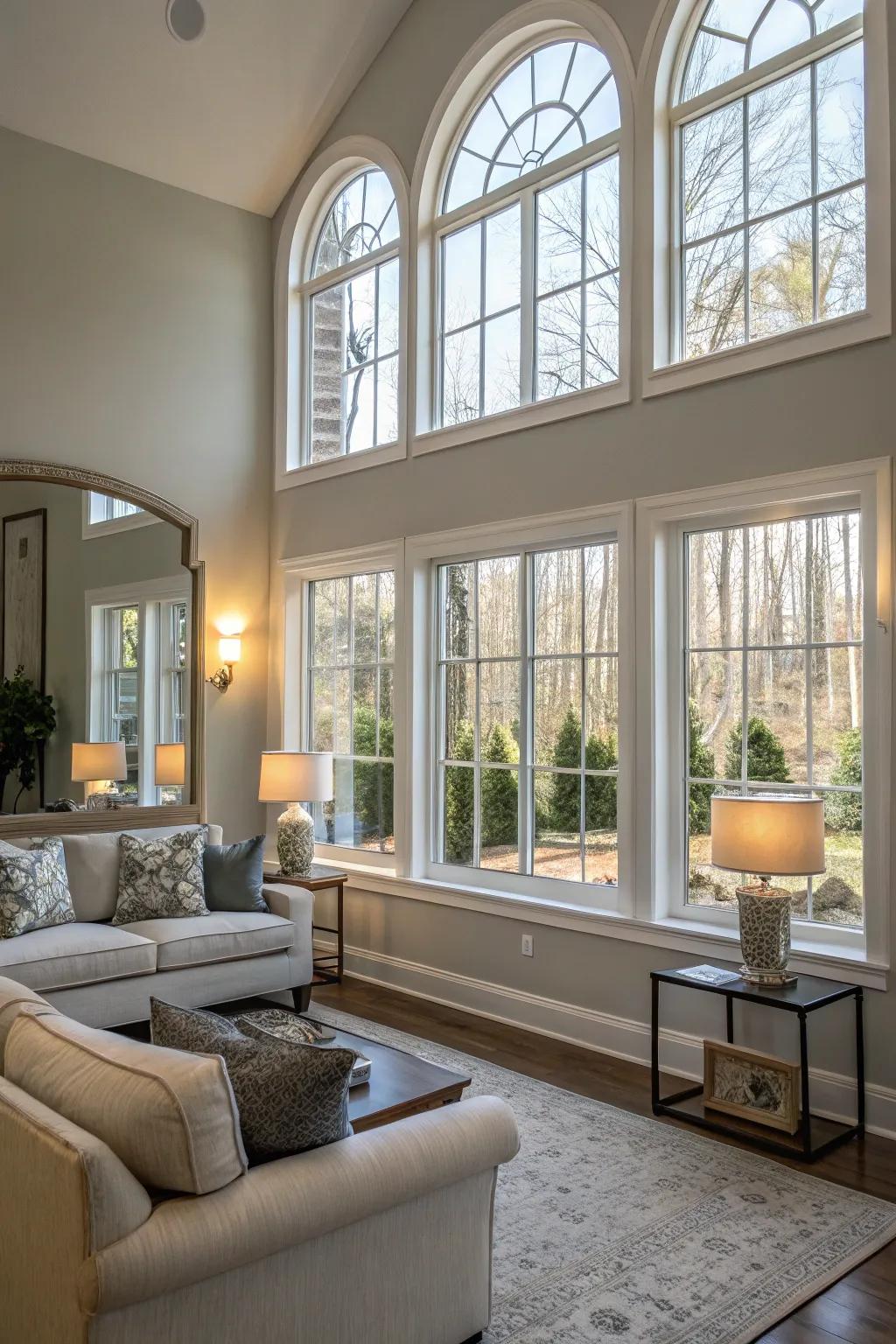Window-style reflectors enhance the sense of openness.