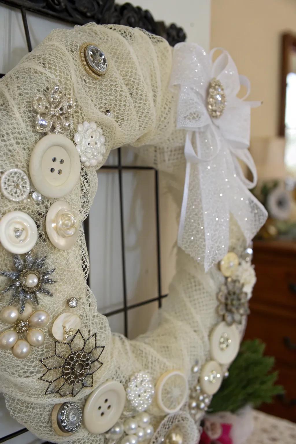 Retro embellishments introduce nostalgic charm to this singular wreath.