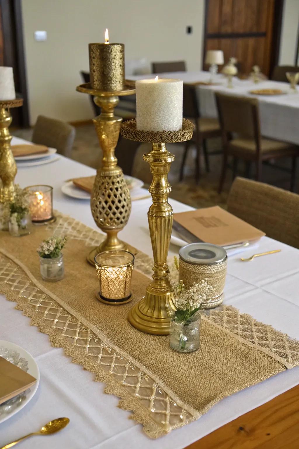 Country allure through gilded and burlap centerpiece.