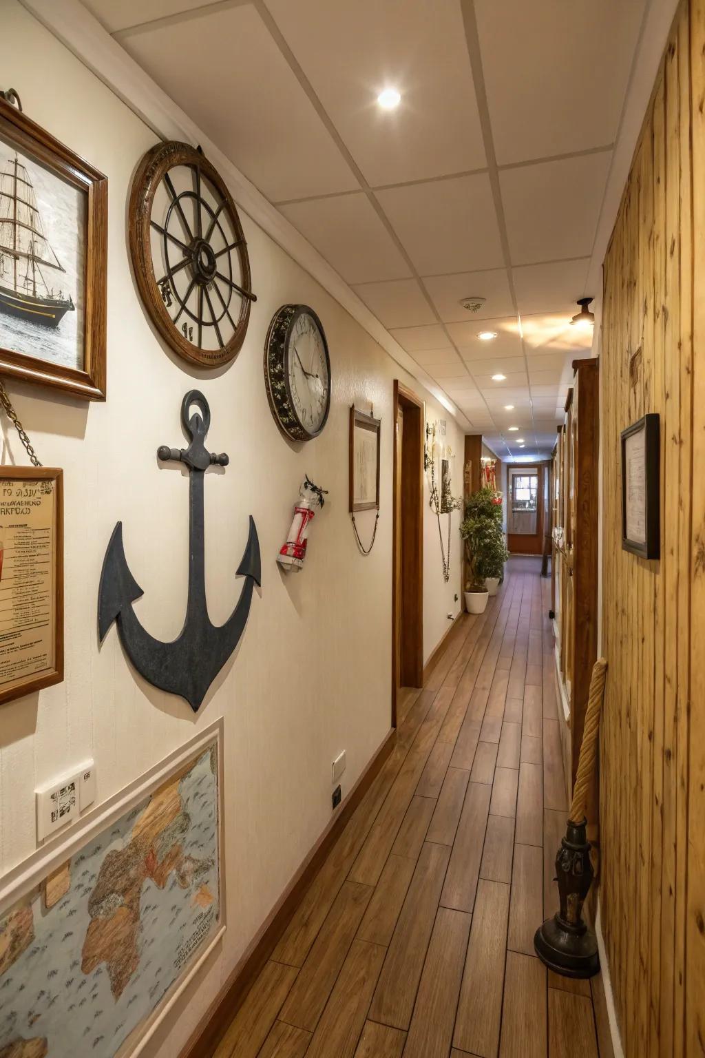 A nautical star-themed clock adds a touch of allure and personality.