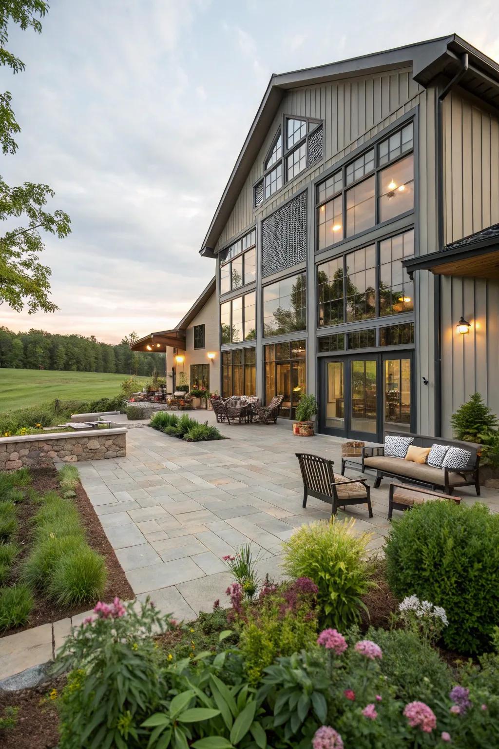 This charming barndominium flawlessly combines indoor and outdoor spaces.