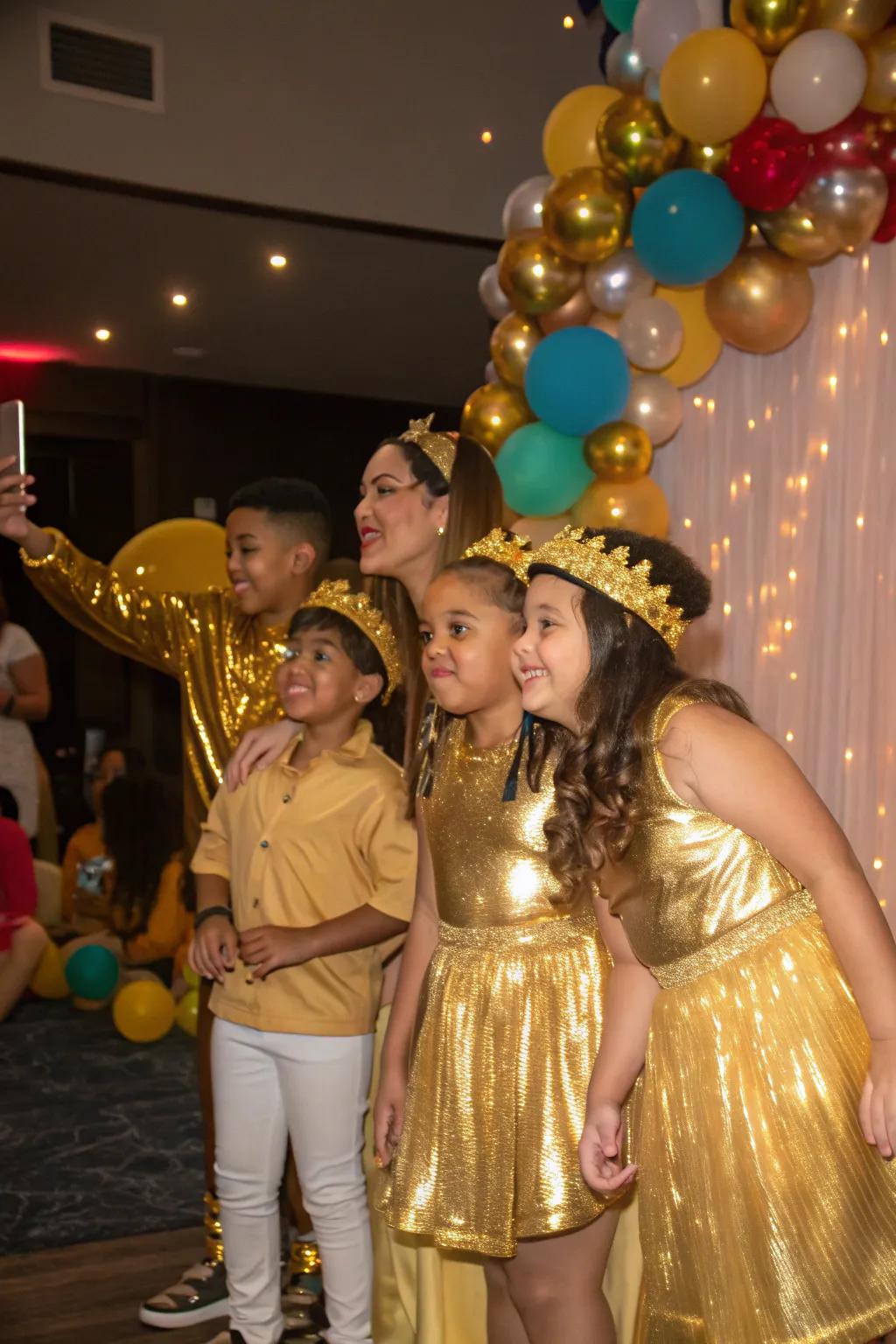 Guests in gold, perfectly complementing the joyous theme.