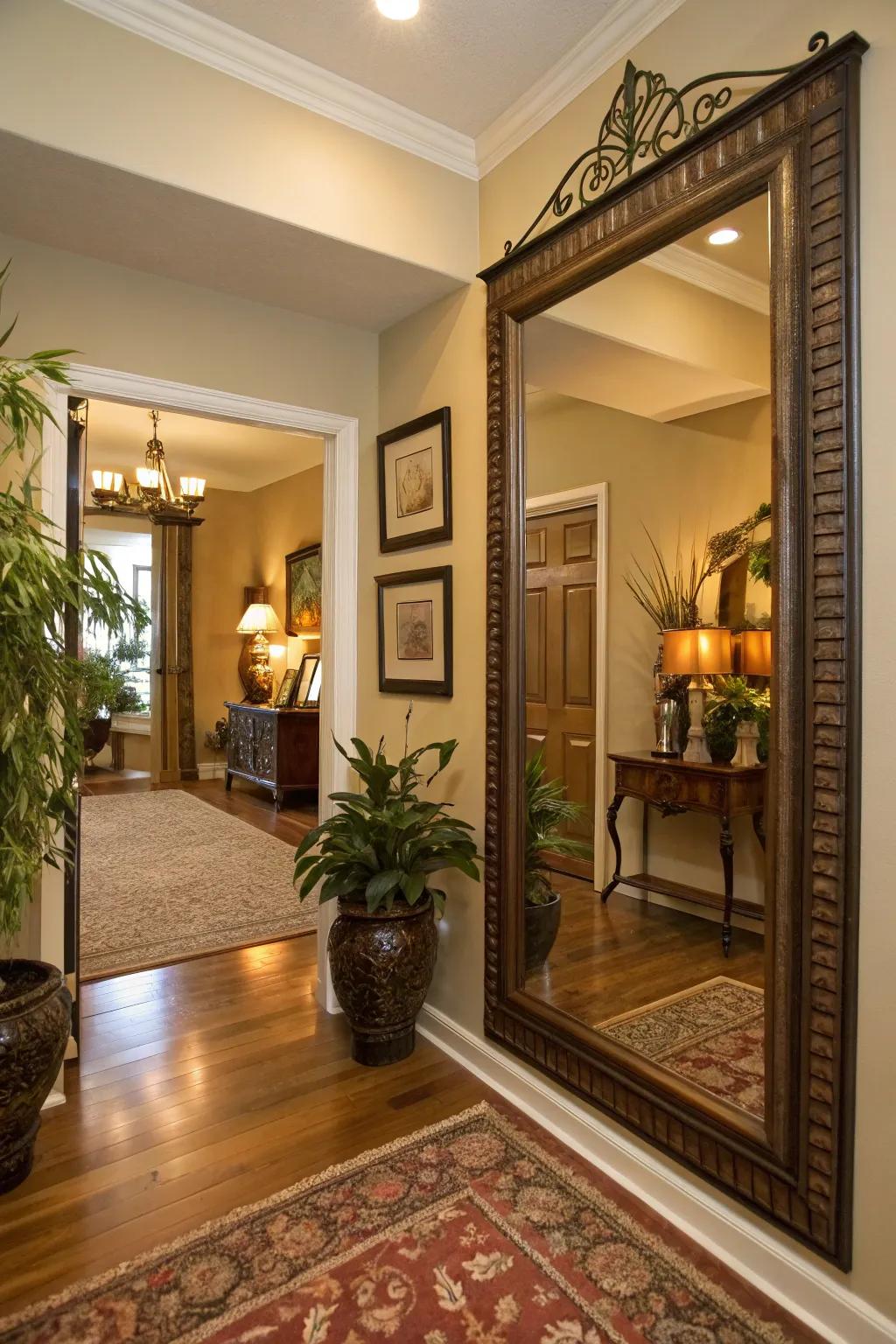 A warm glass in the entryway makes a good first impression.