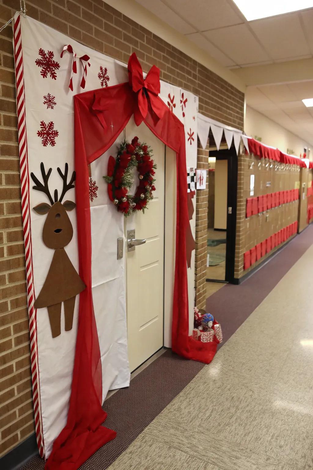 An Enclosure Abundant with Singular Rein Critters!