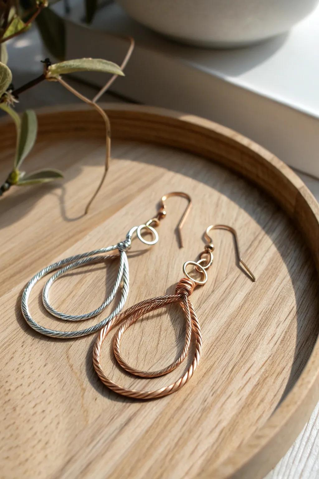 Step up your style with these impressive mixed-metal wire earrings, ideal for a bit of edgy elegance.
