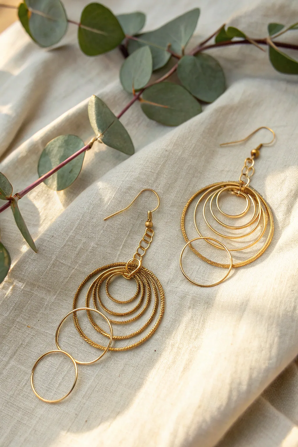 Visual Inspiration: Striking Wire DIY Earrings